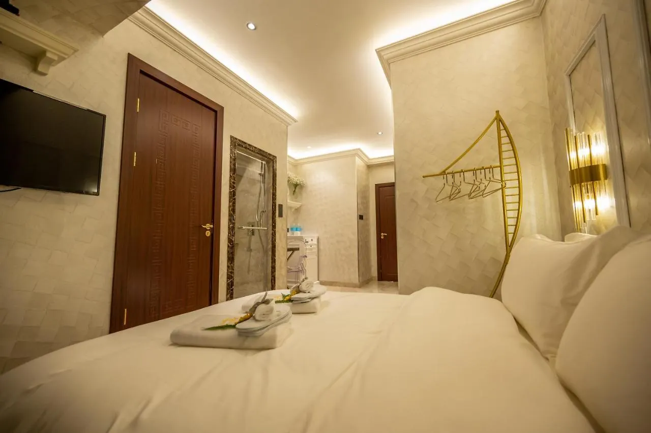 A Residence @ Between Hilton & Cititel Hotel Kota Kinabalu 4*,