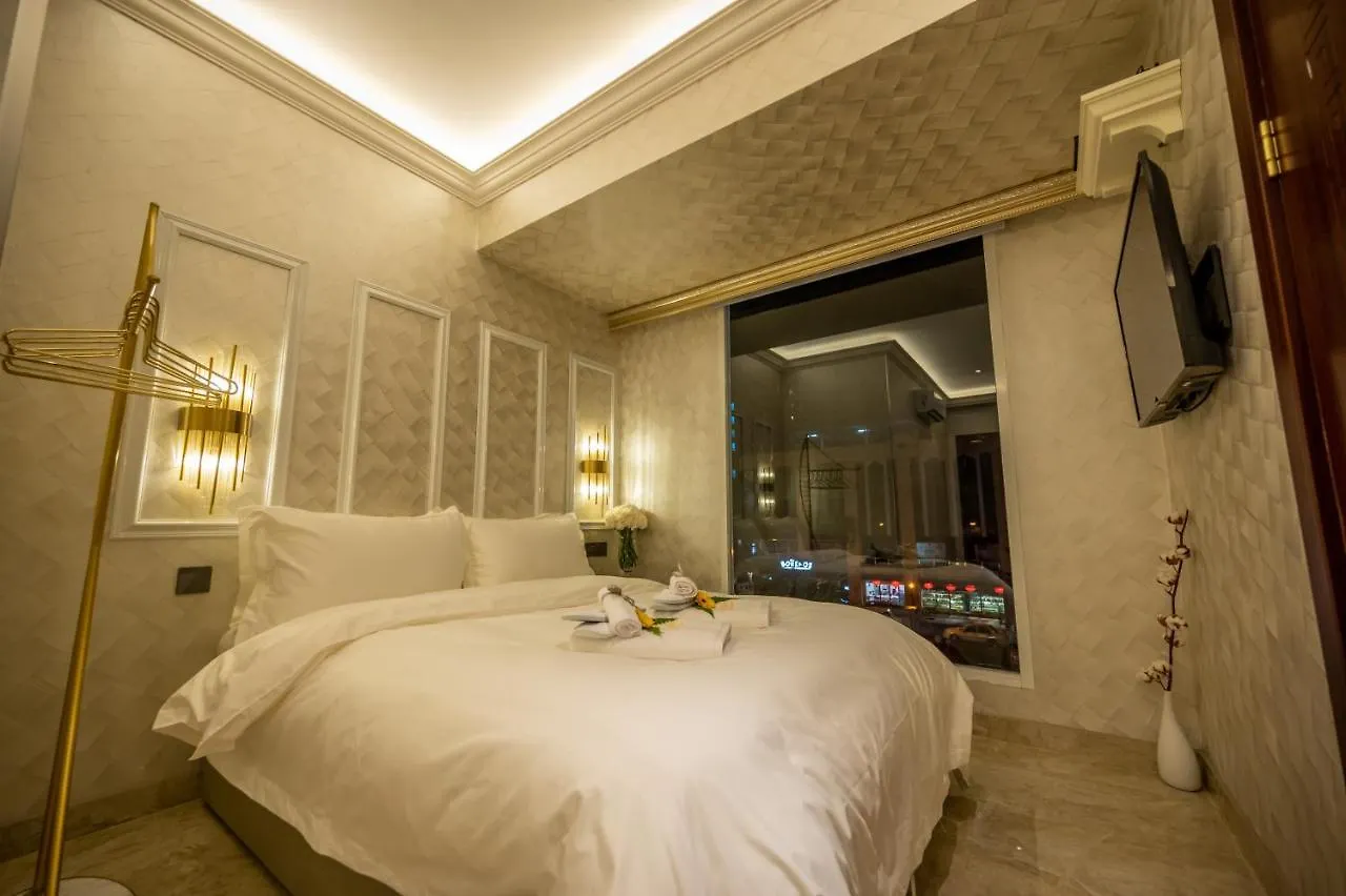 A Residence @ Between Hilton & Cititel Hotel Kota Kinabalu