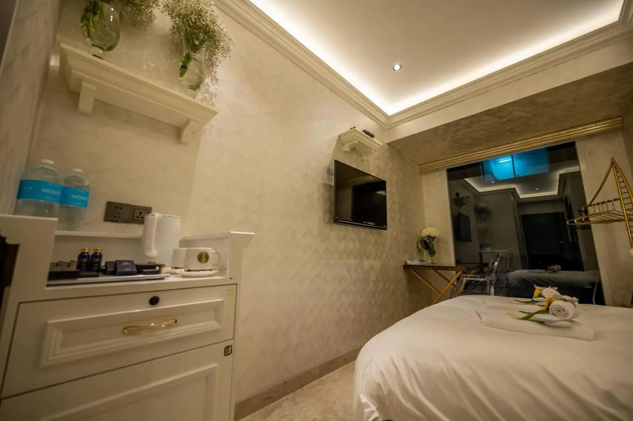 A Residence @ Between Hilton & Cititel Hotel 코타키나발루 4*,  말레이시아
