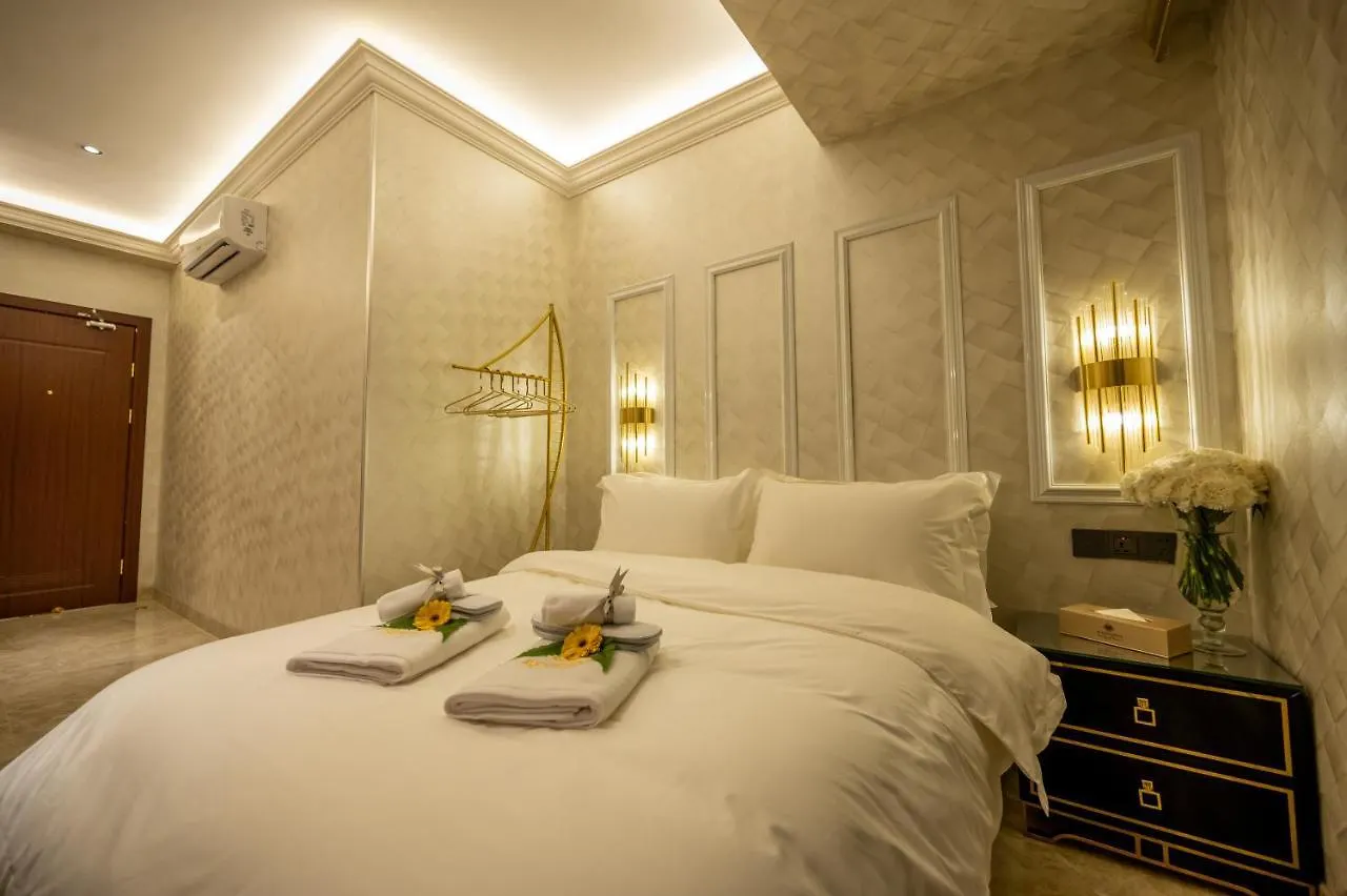 A Residence @ Between Hilton & Cititel Hotel Kota Kinabalu 4*,